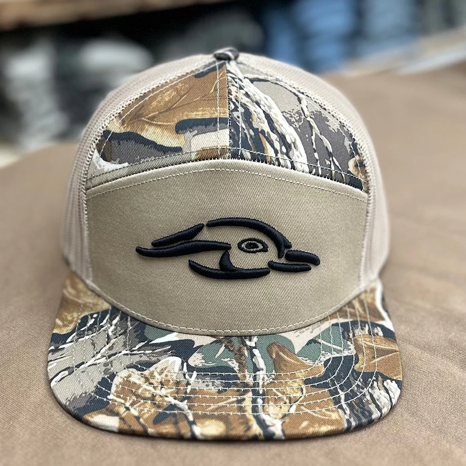 American Flyway Waterfowl Realtree Advantage 7 Panel Duck Logo Hat - Image 3